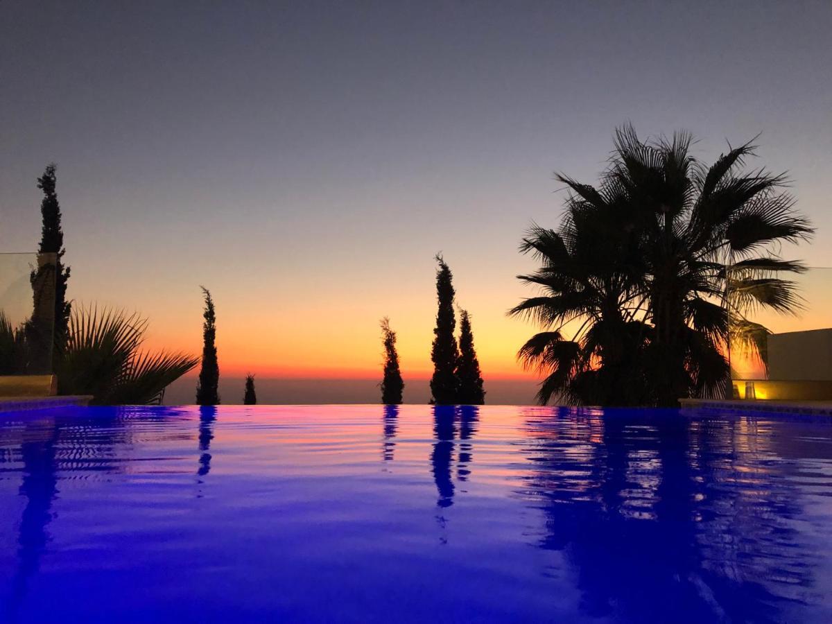 Villa Daria Four Bedroom Kamares Village, Tala بافوس المظهر الخارجي الصورة