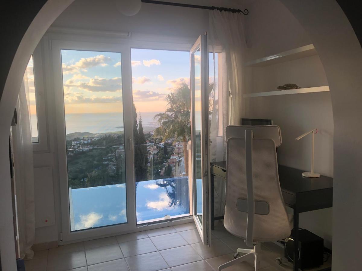 Villa Daria Four Bedroom Kamares Village, Tala بافوس المظهر الخارجي الصورة