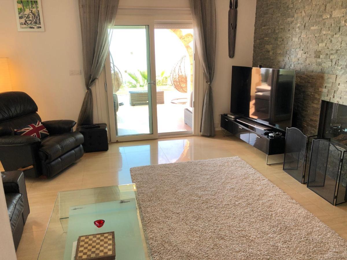 Villa Daria Four Bedroom Kamares Village, Tala بافوس المظهر الخارجي الصورة